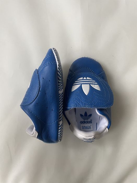 Перші Adidas для немовлят