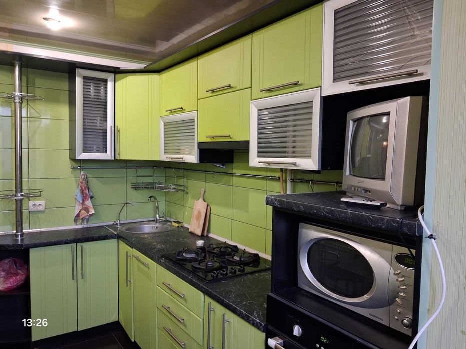 .Продаж гарної 3-х кімнатної квартири у р-ні ПЗР.