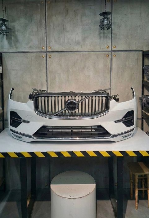 Volvo XC 60 рестайл передній бампер Full LED фари комплект OEM Європа 2017 2018 2019 2020 2021 2022 2023 2024 R-Design Inscription Momentum