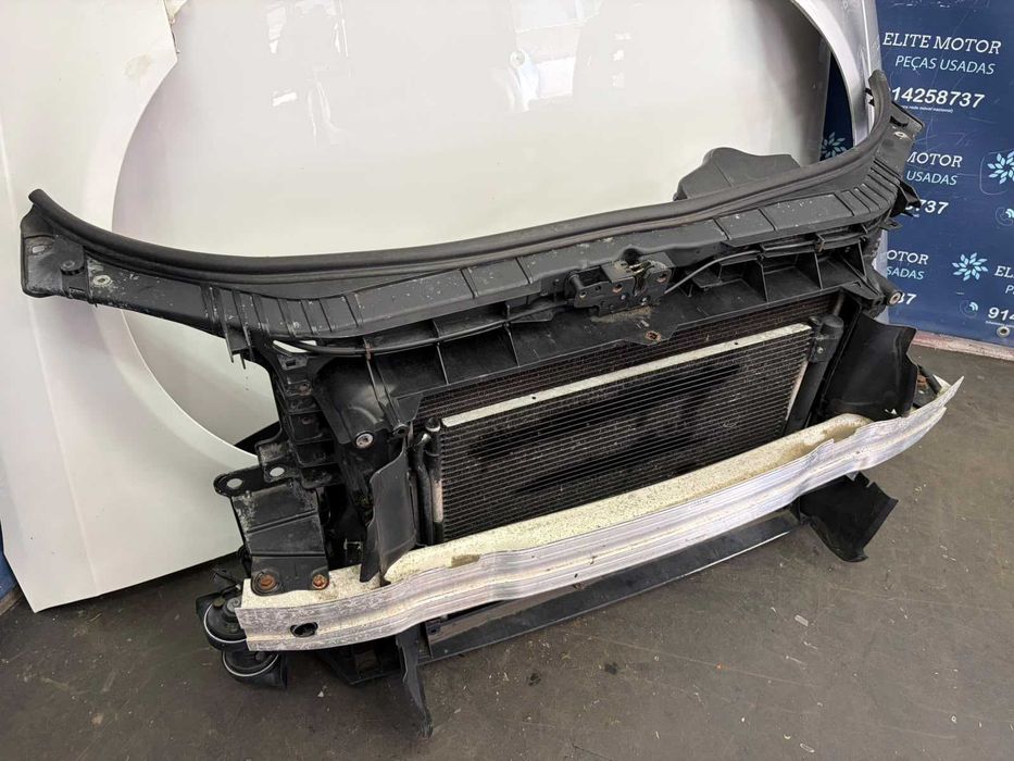 Frente completa usada AUDI A3 8P FASE 3 capot parachoques guarda lamas oticas radiadores reforço