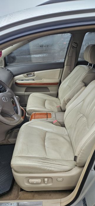 Продам Лексус рх350