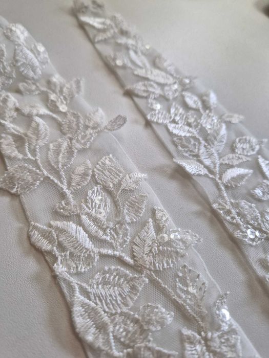 Suknia ślubna gorsetowa