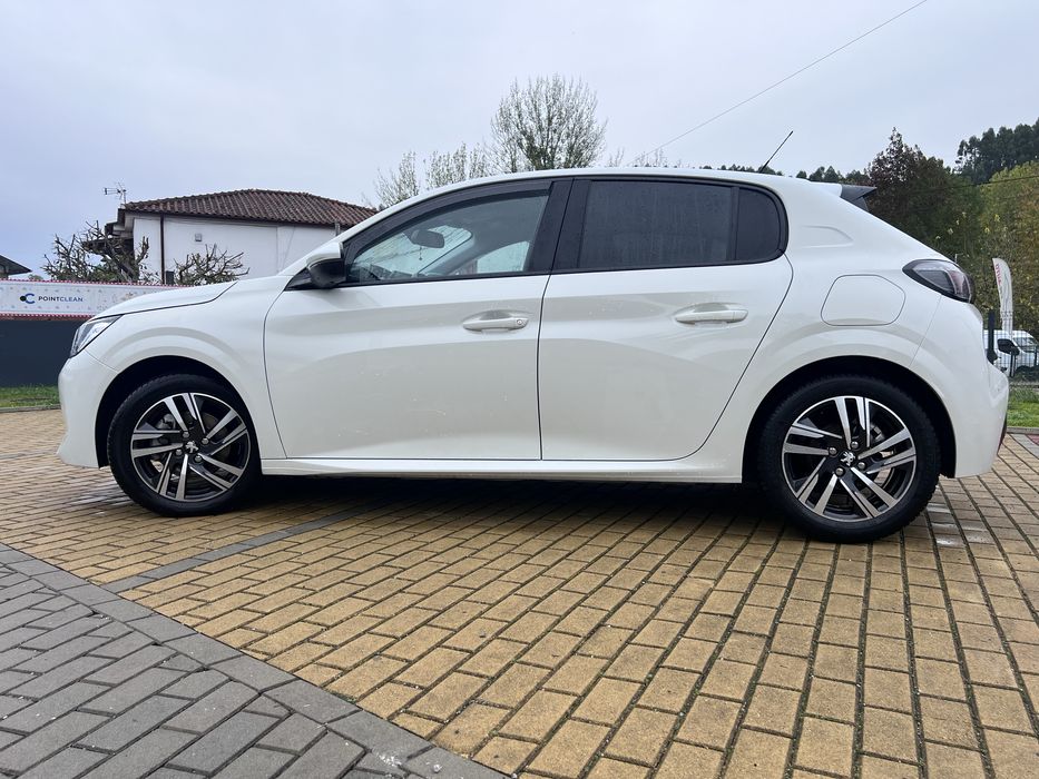 Peugeot 208 Allure NACIONAL