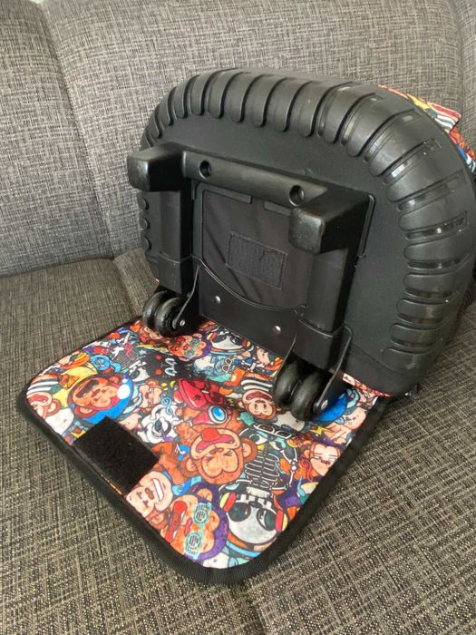 Шкільний рюкзак (з колесами) BlackFit8 "Веселі мавпочки"