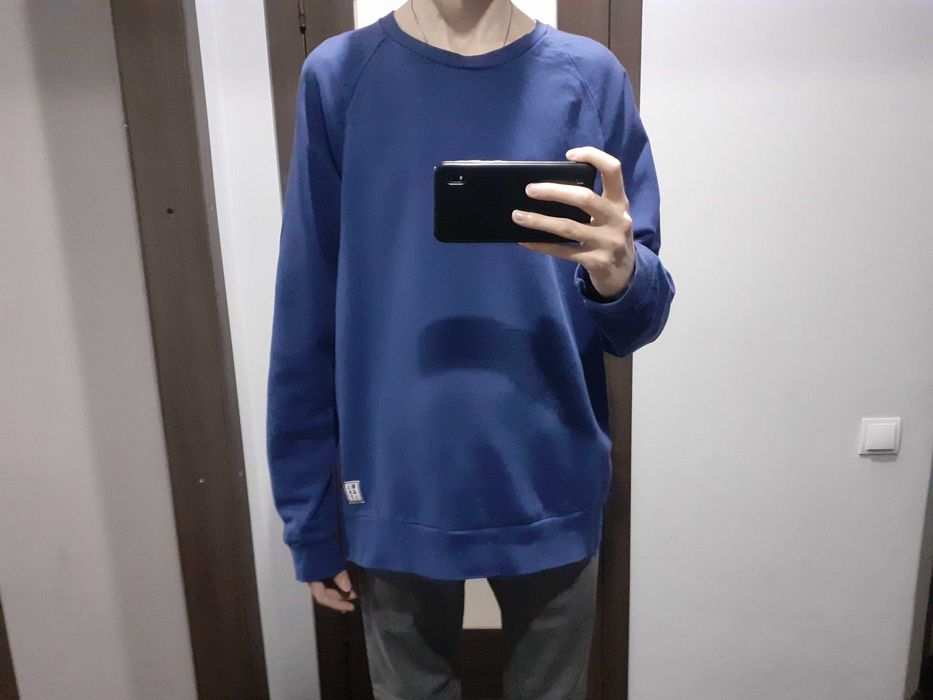 Bershka, длина 74.5, свитшот
