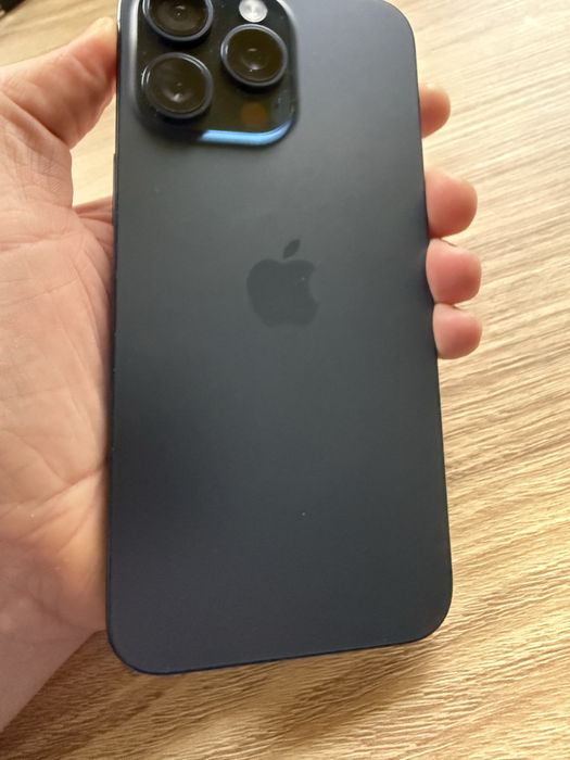 iPhone 15 Pro max 256gb esim