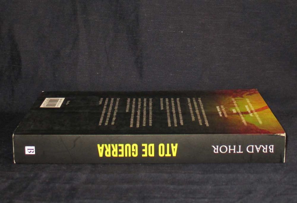 Livro Ato de Guerra Brad Thor