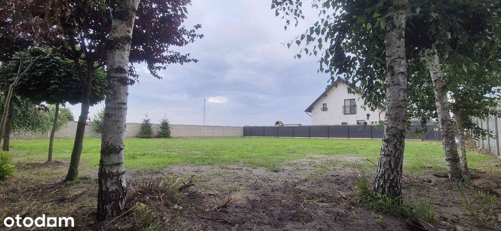 Działka Kłoda 910m ogrodzona