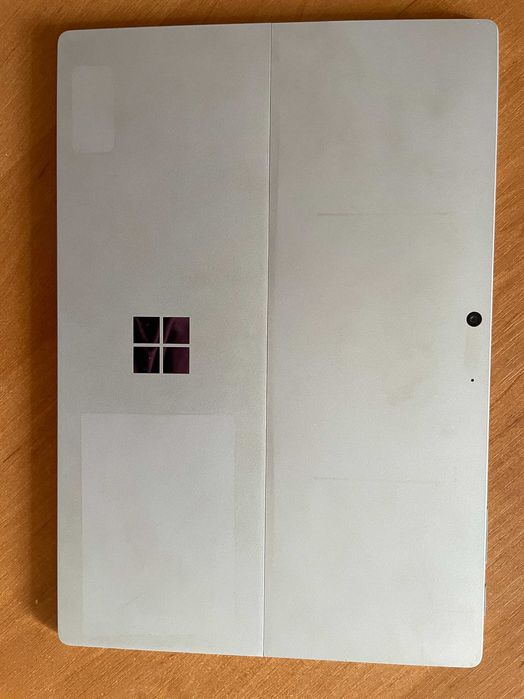Microsoft Surface Pro 7. Windows 11 / i3/4gb/ssd 128.