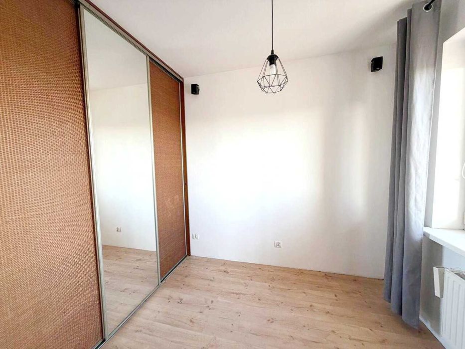 Ujeścisko ul. Rogalińska / Kawalerka / parking + piwnica