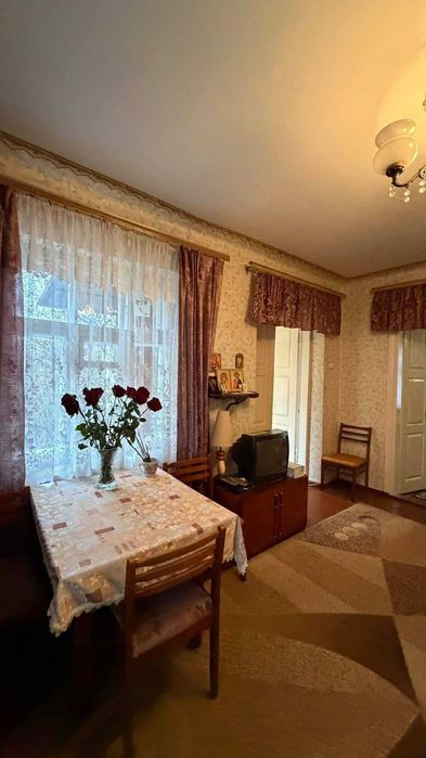 Продаж будинку в Кременці