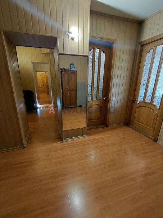 Велика квартира в цетрі міста