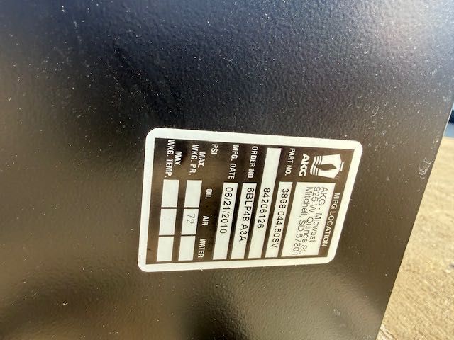 NEW HOLLAND nowa chłodnica intercooler