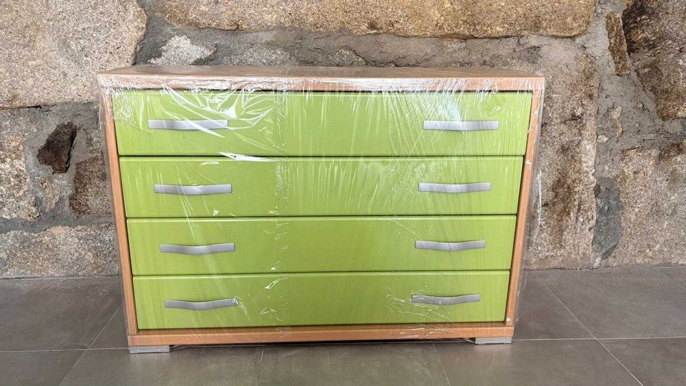 Mobília completa de quarto infantil / adolescente