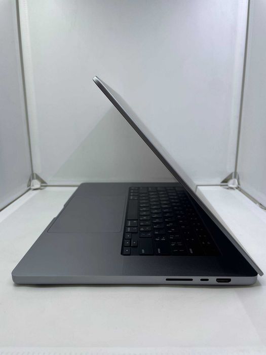 MacBook Pro 16" 2021 M1 Pro/16/1TB Space Gray -  ГАРАНТИЯ 6 Місяців