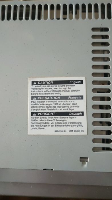 Магнітола  Clarion ADZ628R 2 din