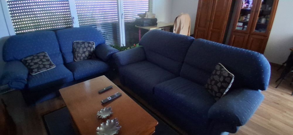 Conjunto de 2 Sofás de sala