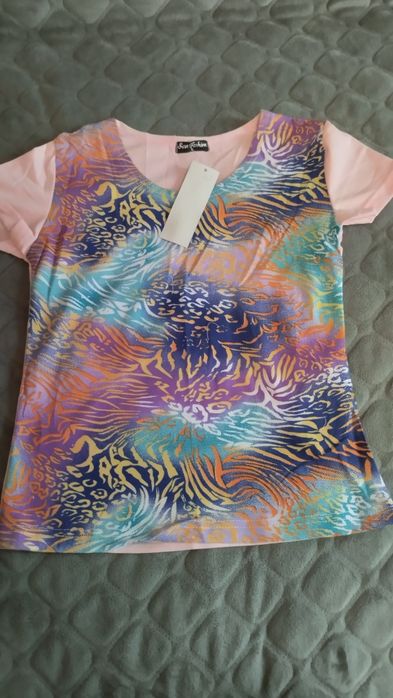 Продам жіночі футболки