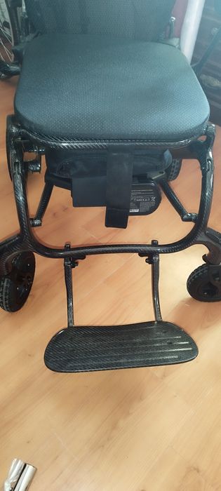 Cadeira rodas elétrica Q50 R Carbon