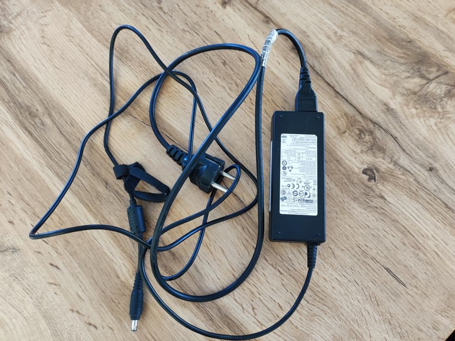 Laptop Samsung 17 cali Intel core i7