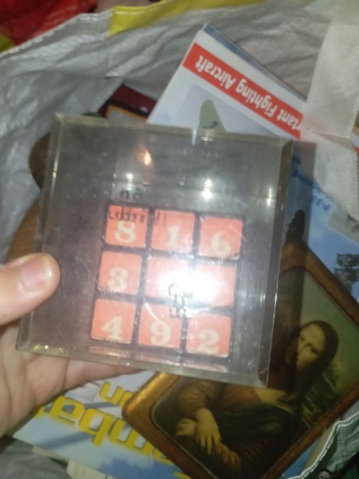 Cubo mágico bom estado