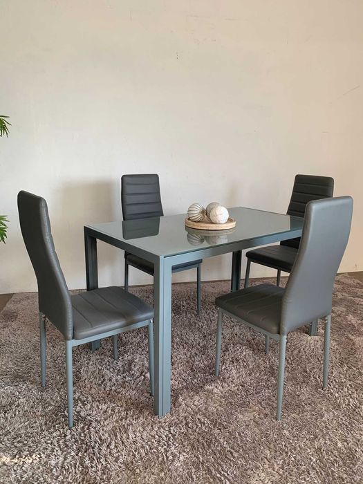 Mesa de jantar cinza com 4 cadeiras - entrega gratuita
