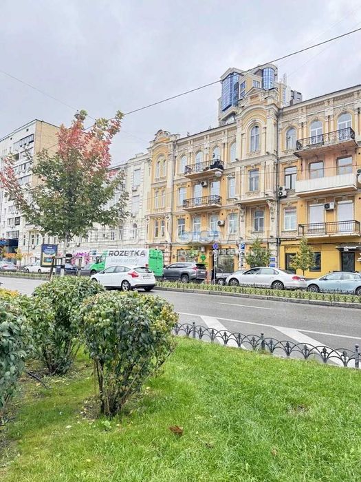 Басейна, 15 Нежитлове приміщення  90кв.м.  м."Палац спорту"