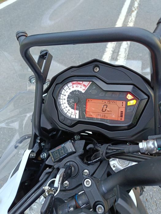 Benelli trk 502x