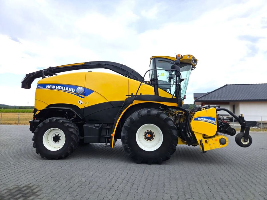 New Holland FR 600 2013 Rok, 4X4, Podbieracz , Przystawka Krone E-Collect 6000 FP, Nie Malowany, Stan Bardzo Dobry