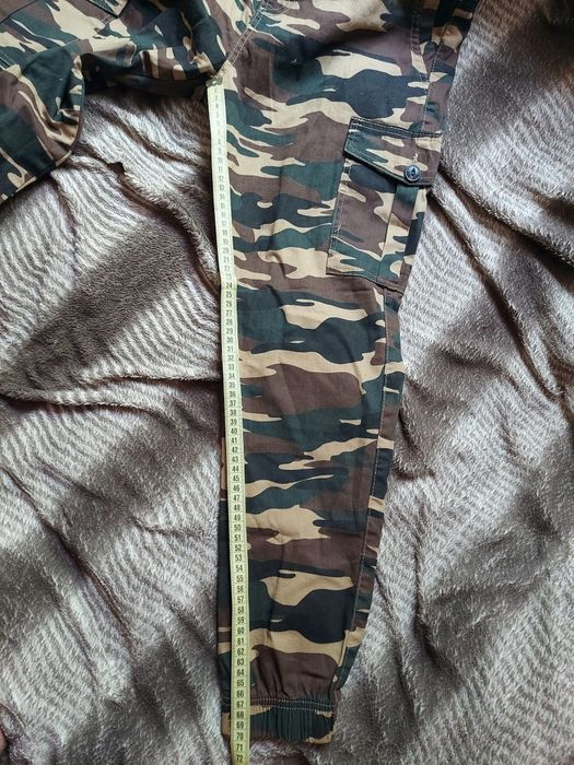 Штани карго фірми pull&bear