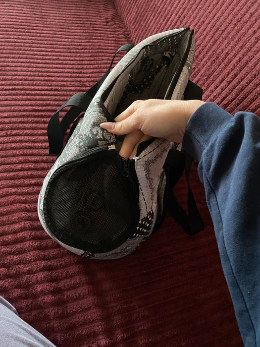 Переноска для тваринок