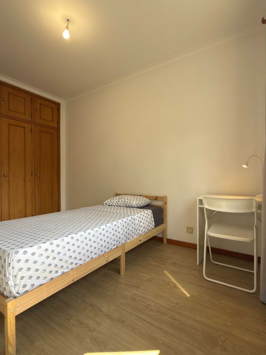 Quarto a arrendar