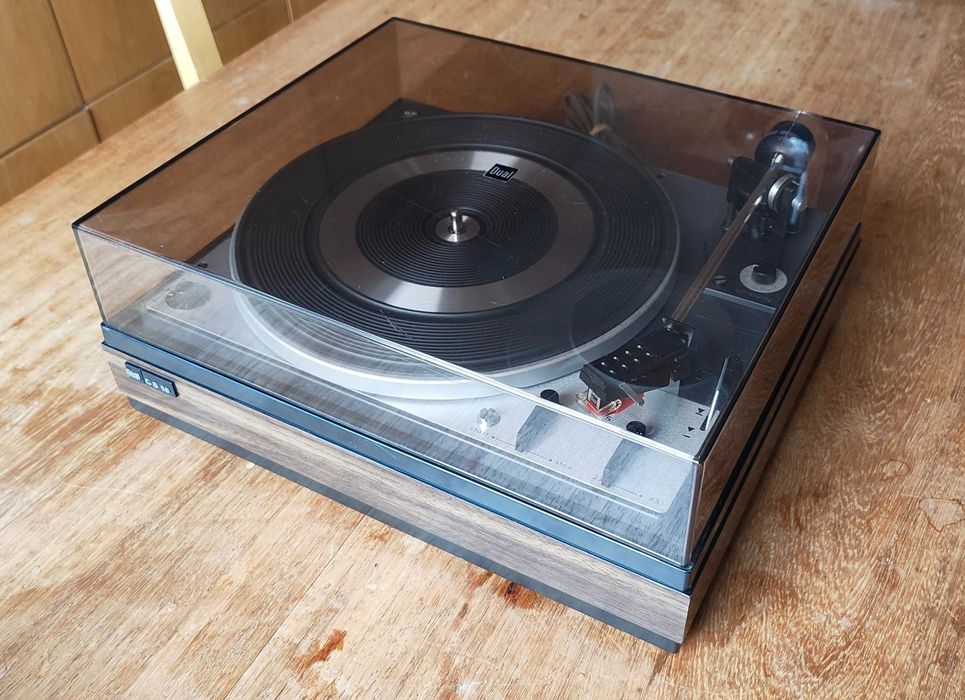 Dual 1225 Turntable, Fully Automatic and in Excellent Original Condition!64552030310401121
