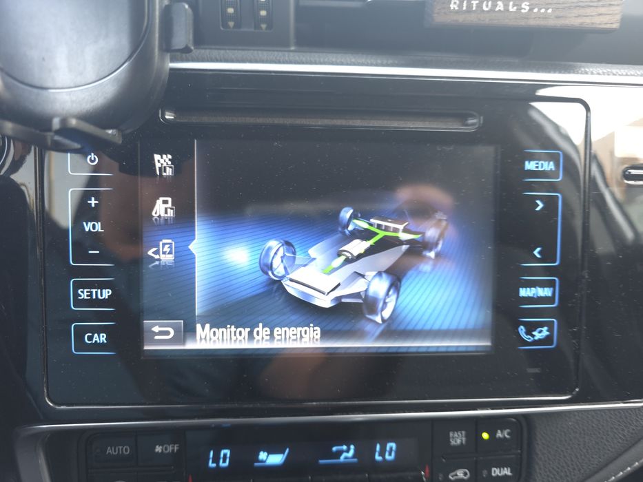 Toyota auris TS 1.8 HYBRID