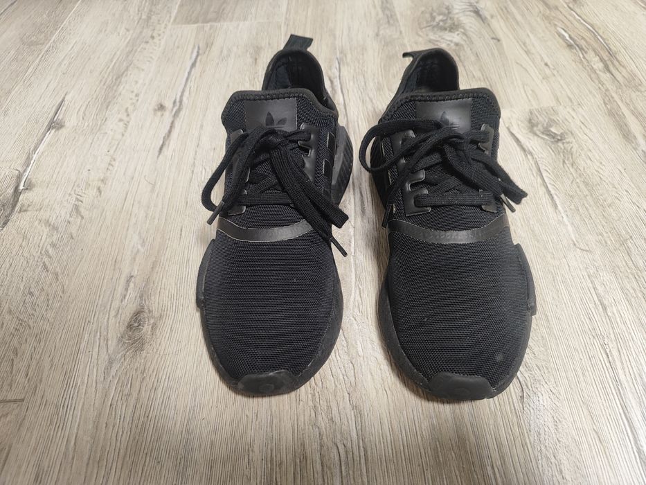Кросівки Adidas NMD_R1 р-40-41