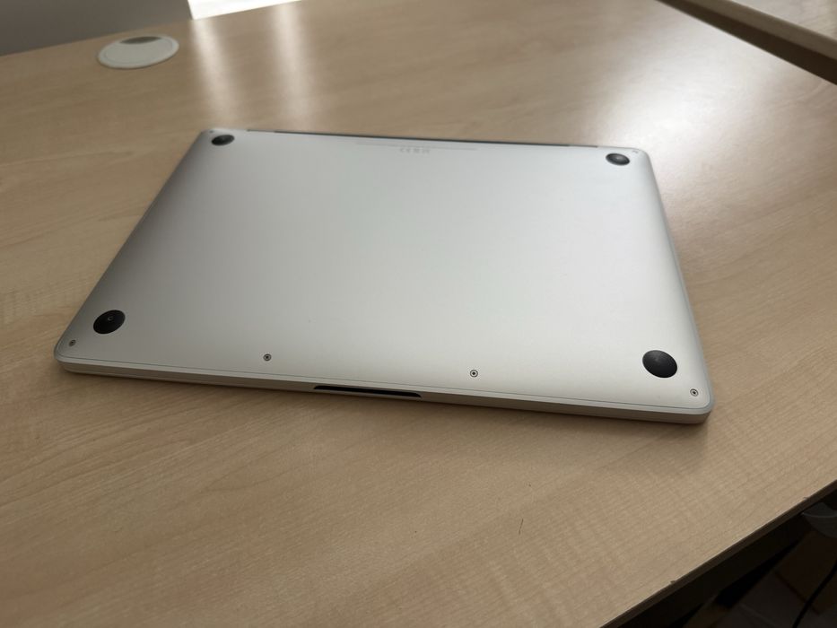 Macbook Pro 13 2020 m1/16g/256