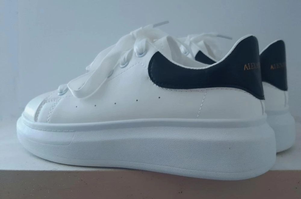 Nowe trampki alexander McQueen