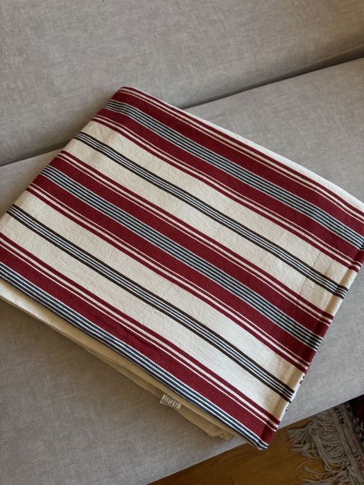 Скатертина Zara Home