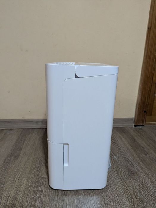 Осушувач повітря Comfee MDDN-12DEN7