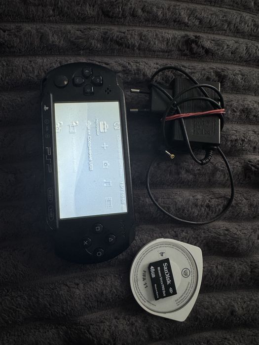 Игровая приставка Sony PSP e1004