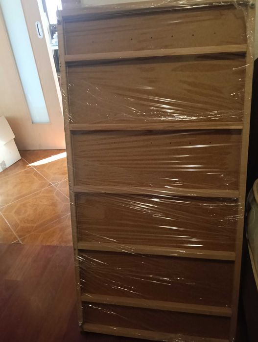 Berço Ikea, parque e banheira