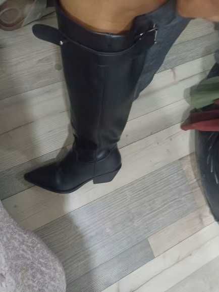Kozaki w szeroką cholewkę w 2 kolorach