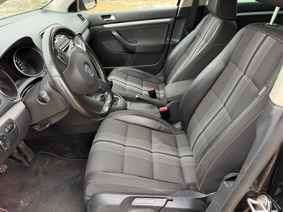 Volkswagen Golf VI 2.0TDI 140KM Match książki serwisowe, climatronic