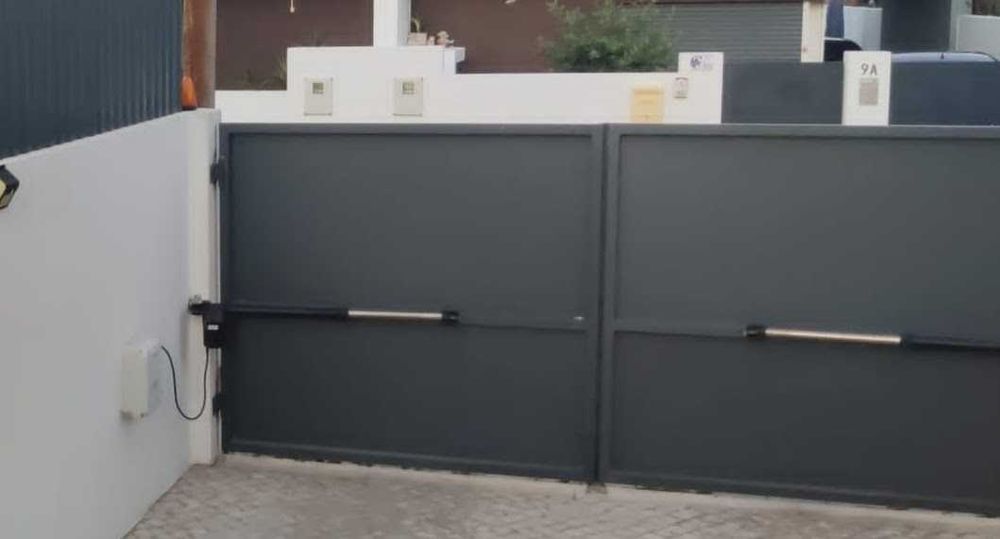 Custom-Made Gates with and without Motorization