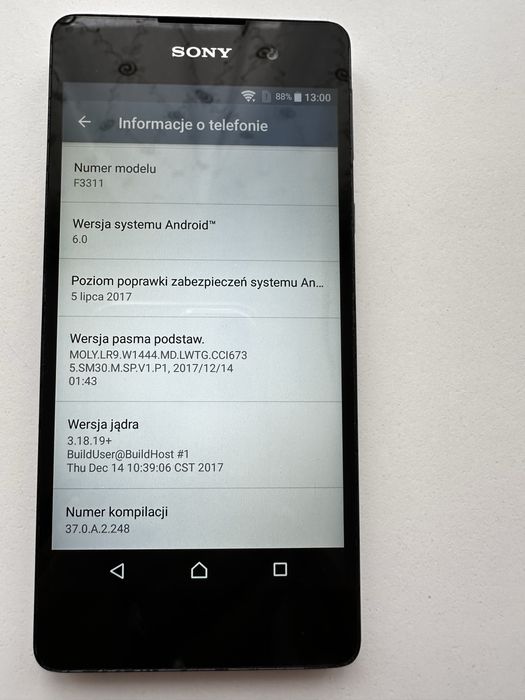 Smartfon Sony Xperia E5