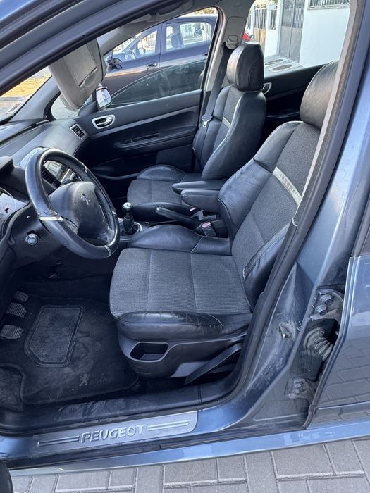 Peugeot 307 SW 2004 1.6 HDI