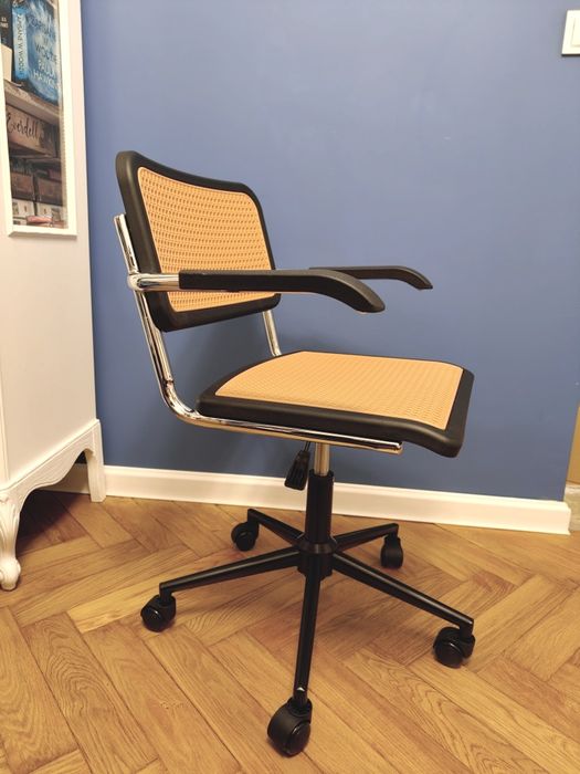 Fotel biurowy obrotowy w stylu Bauhaus Cesca