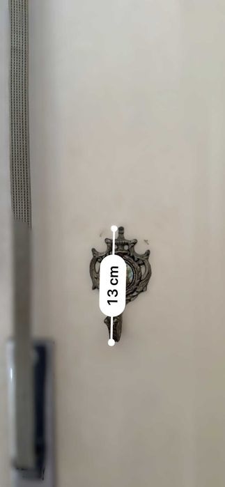 4 Wall Hooks with Iron Frame.64584581643139124