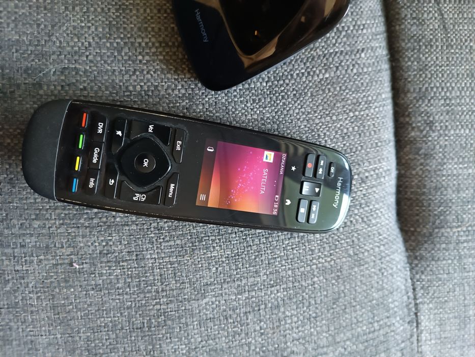 Pilot uniwersalny Logitech Harmony Touch