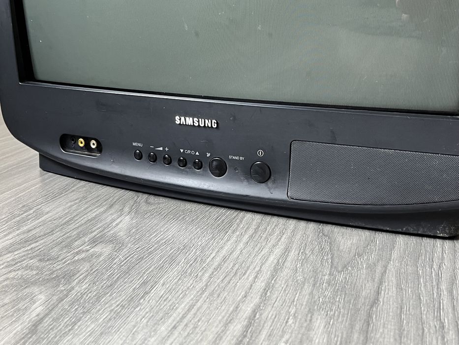 Телевізор Samsung розміри 50х50х45